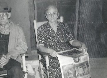 ma and pa horton sitting in rocking chairs