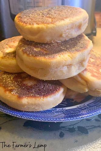 https://www.thefarmerslamp.com/wp-content/uploads/2023/03/Einkorn-English-Muffins-covr.jpg?ezimgfmt=rs:332x498/rscb5/ngcb4/notWebP